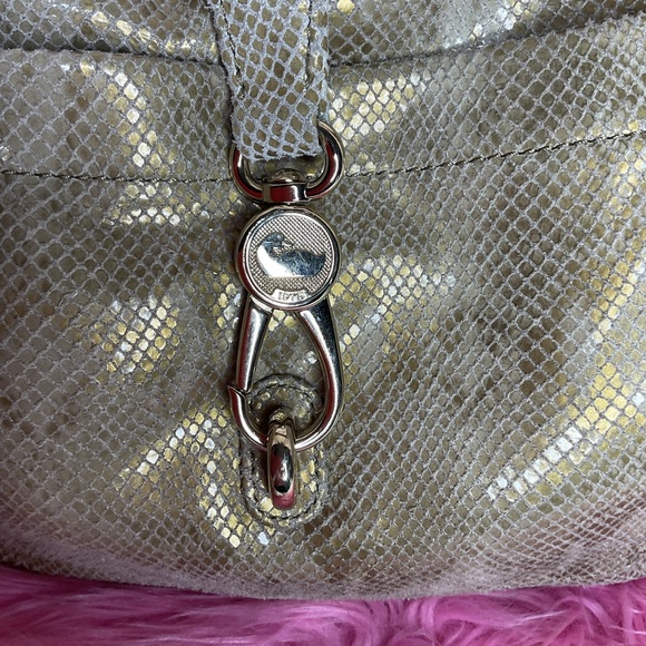 Dooney & Bourke Belvedere Gold Shoulder Bag - Picture 3 of 12